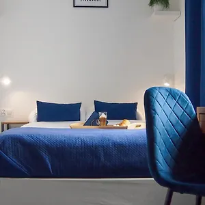 Bed and breakfast Mile Airport & Parking Dlugoterminowy, Gdansk